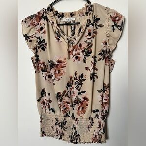 Gorgeous floral sleeveless top size M